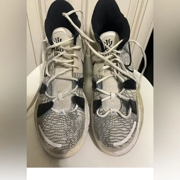 Nike Kyrie 7 Brooklyn Beats Black White CQ9326-100 Mens Size 11.5 Rare